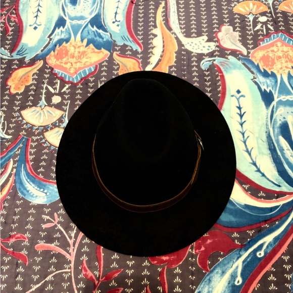 Frye Black Fedora with Brown Band - Picture 5 of 7